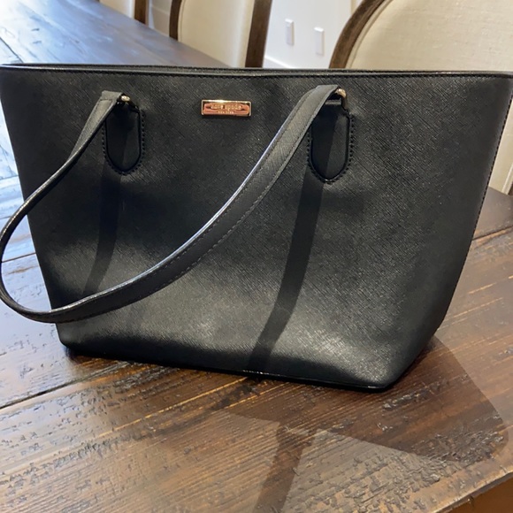 Kate spade medium tote - gold hardware - Picture 1 of 6